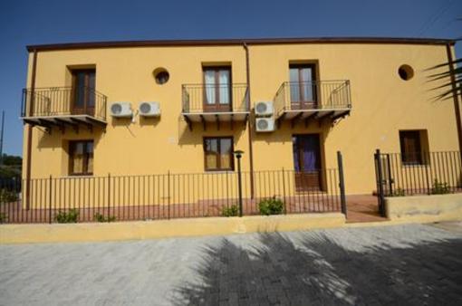 фото отеля Residence Panarea Cefalu