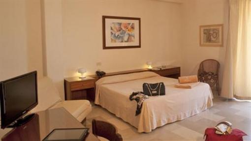 фото отеля Hotel Baia delle Zagare