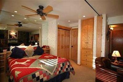 фото отеля Laurelwood Condominiums Snowmass Village