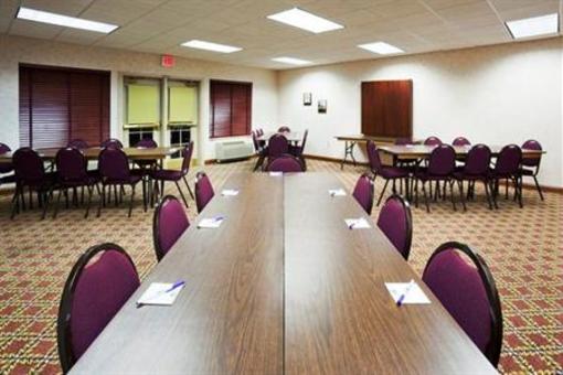 фото отеля Holiday Inn Express Fort Atkinson