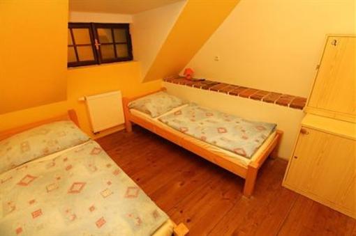 фото отеля Traveller's Hostel Soukenicka