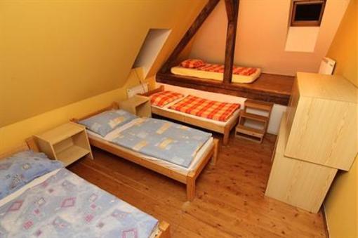 фото отеля Traveller's Hostel Soukenicka