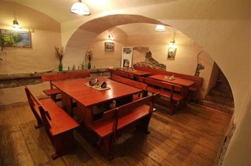 фото отеля Traveller's Hostel Soukenicka