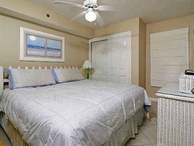 фото отеля Meyer Real Estate Vacation Rentals Four Winds Orange Beach