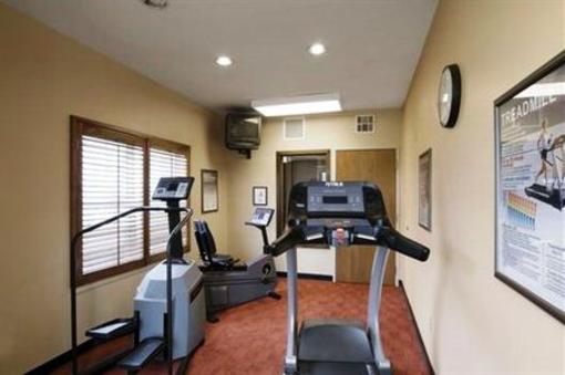 фото отеля Extended StayAmerica Phoenix - E. Chandler Blvd.