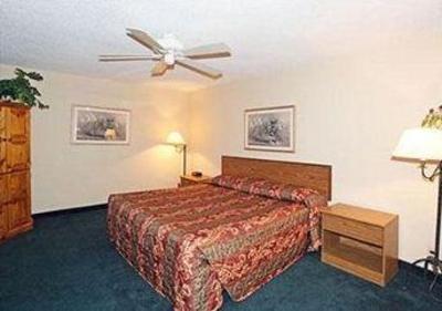 фото отеля Rodeway Inn Mount Pleasant (South Carolina)