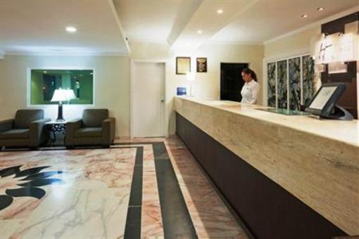 фото отеля Holiday Inn Express Cancun Zona Hotelera