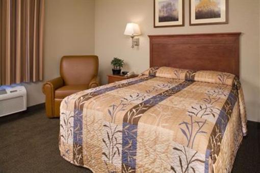 фото отеля Candlewood Suites Medford