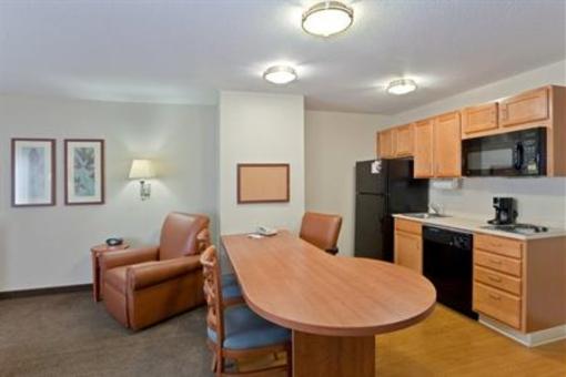 фото отеля Candlewood Suites Medford