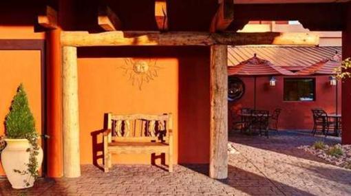 фото отеля DoubleTree by Hilton Santa Fe