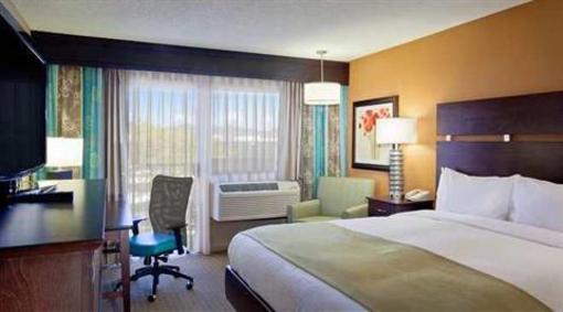 фото отеля DoubleTree by Hilton Santa Fe