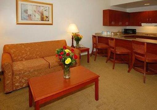 фото отеля Comfort Suites Arena