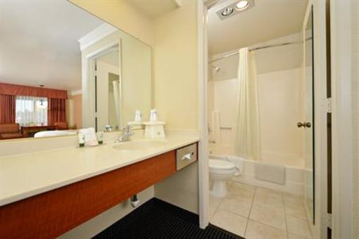 фото отеля BEST WESTERN Cordelia Inn