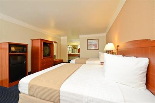 фото отеля BEST WESTERN Cordelia Inn