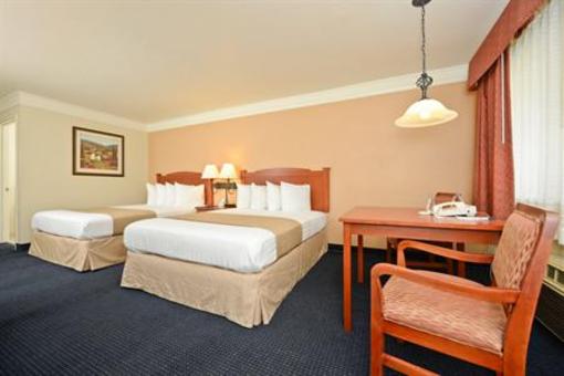 фото отеля BEST WESTERN Cordelia Inn
