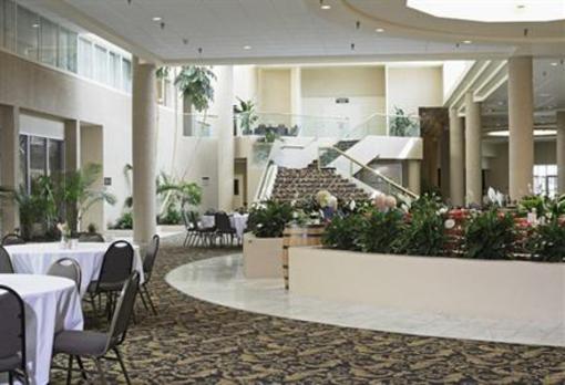 фото отеля Holiday Inn Hurstbourne East Louisville (Kentucky)