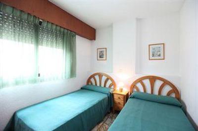 фото отеля Carlos V Apartamentos Benidorm