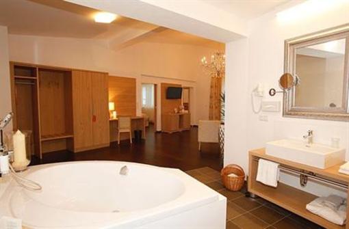 фото отеля Relax & Wanderhotel Poppengut