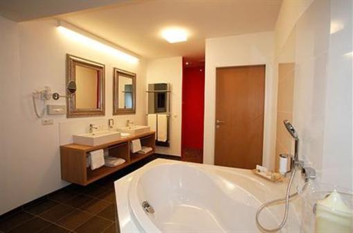 фото отеля Relax & Wanderhotel Poppengut