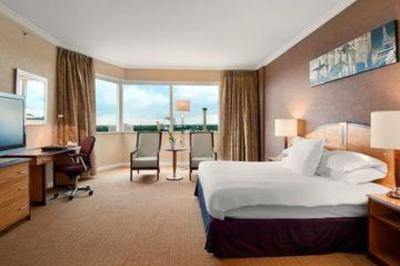 фото отеля Hilton Paris Charles de Gaulle Airport