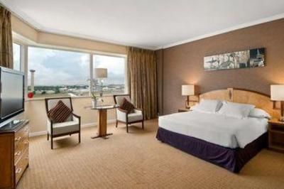 фото отеля Hilton Paris Charles de Gaulle Airport