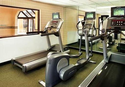 фото отеля Courtyard by Marriott Atlanta Gwinnett Mall