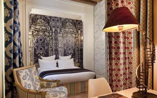 фото отеля Hotel du Petit Moulin