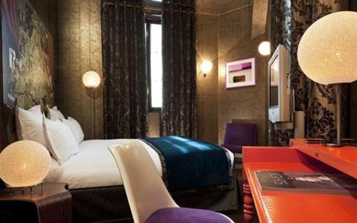 фото отеля Hotel du Petit Moulin