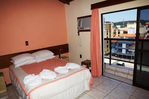 фото отеля Hotel Vila das Palmeiras