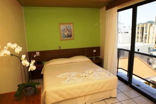фото отеля Hotel Vila das Palmeiras