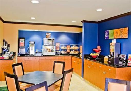 фото отеля Fairfield Inn Columbia Northwest/Harbison