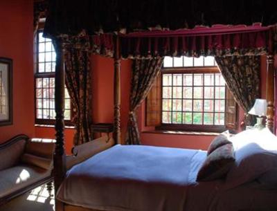 фото отеля Dutch Manor Antique Hotel Cape Town