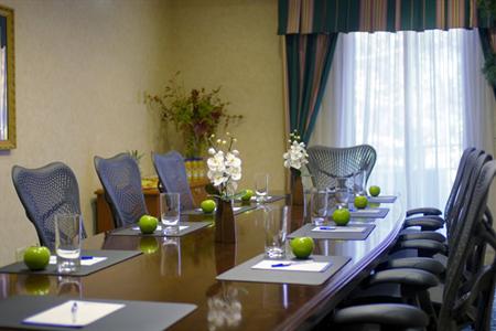 фото отеля Hilton Garden Inn Shelton