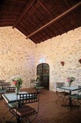 фото отеля Logis Le Mas De La Roseraie