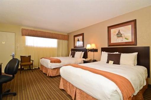 фото отеля BEST WESTERN Turquoise Inn and Suites