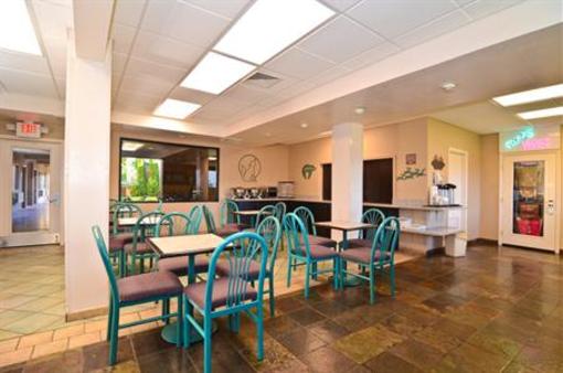 фото отеля BEST WESTERN Turquoise Inn and Suites