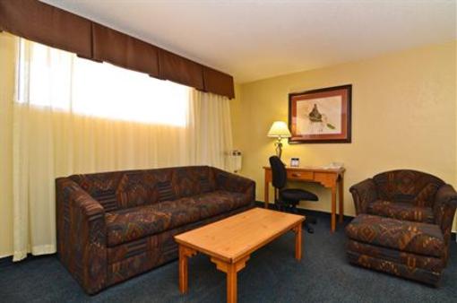 фото отеля BEST WESTERN Turquoise Inn and Suites