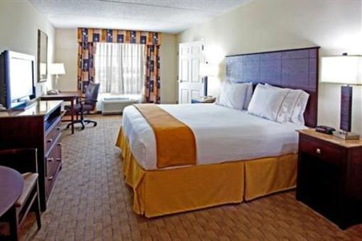 фото отеля Holiday Inn Express Columbus at Northlake