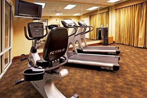 фото отеля Holiday Inn Express Columbus at Northlake