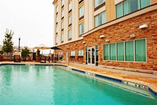 фото отеля Holiday Inn Express Columbus at Northlake