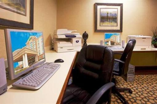 фото отеля Holiday Inn Express Columbus at Northlake