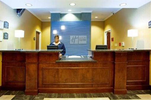 фото отеля Holiday Inn Express Columbus at Northlake