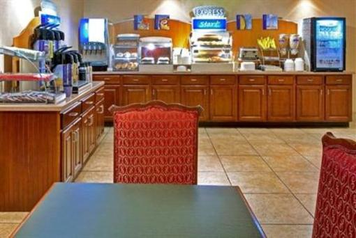 фото отеля Holiday Inn Express - Medical Center Midtown