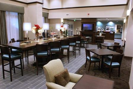 фото отеля Hampton Inn & Suites Suisun City Waterfront
