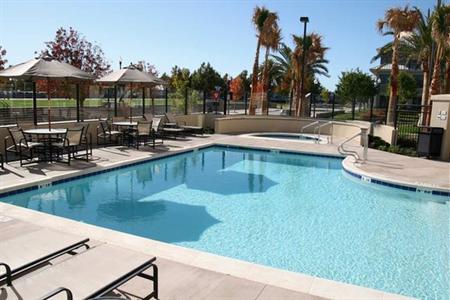 фото отеля Hampton Inn & Suites Suisun City Waterfront