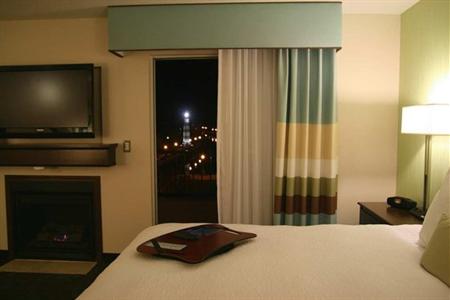 фото отеля Hampton Inn & Suites Suisun City Waterfront