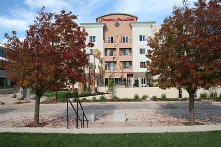 фото отеля Hampton Inn & Suites Suisun City Waterfront