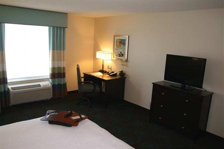 фото отеля Hampton Inn & Suites Suisun City Waterfront