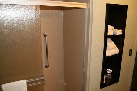 фото отеля Hampton Inn & Suites Suisun City Waterfront