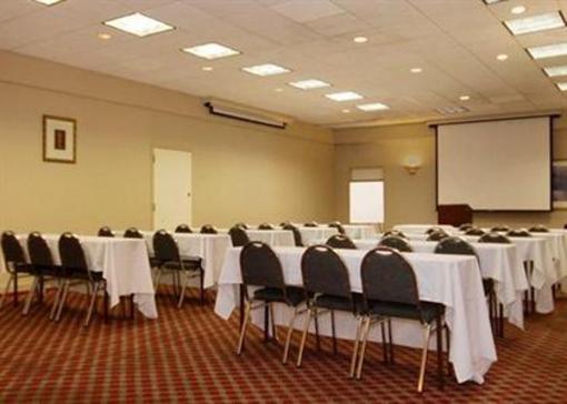 фото отеля Clarion Hotel & Suites Conference Center